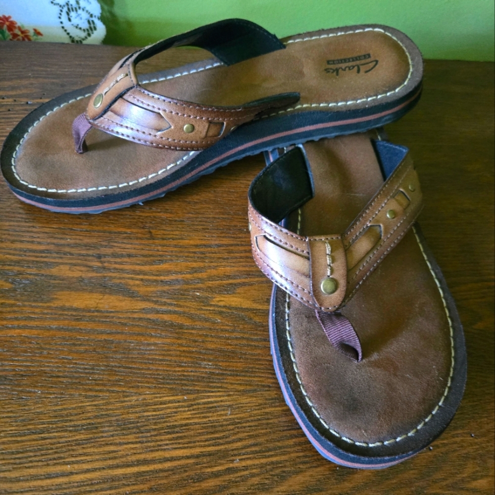 Clarks Brown Leather Flip-Flop Sandals with Contoured Footbed, 8 M